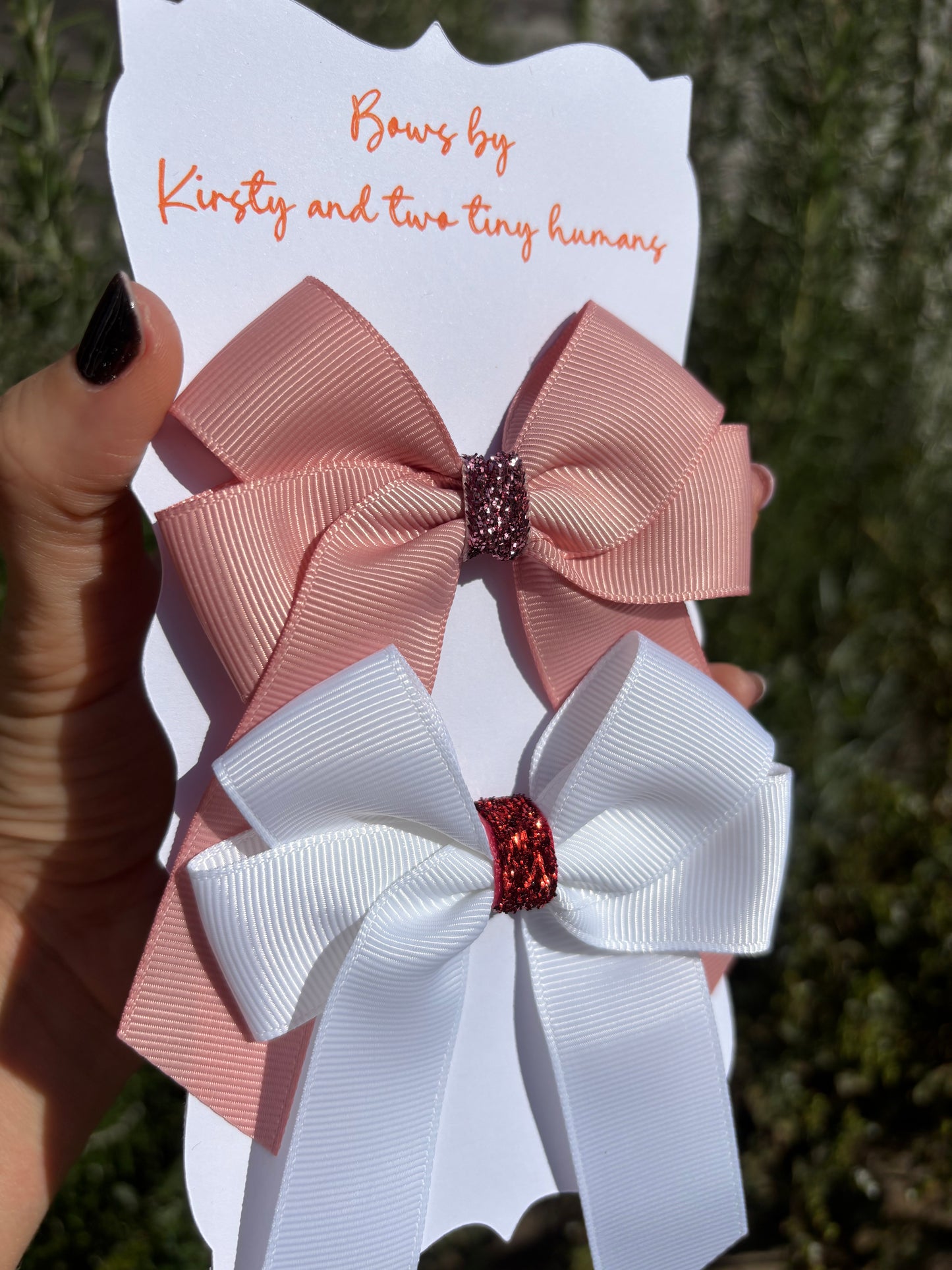 4” hair bow with glitter centre