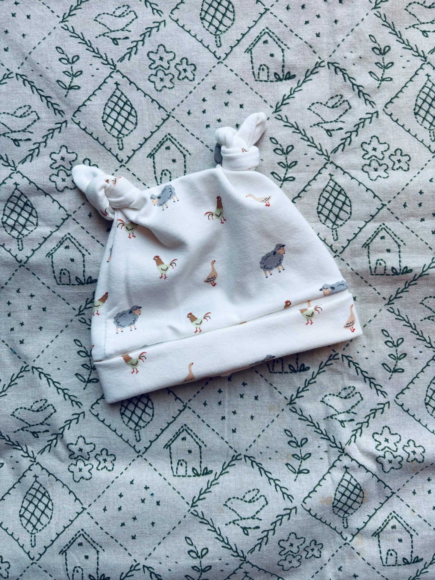 Hat: Farmyard animals: 0-3 months