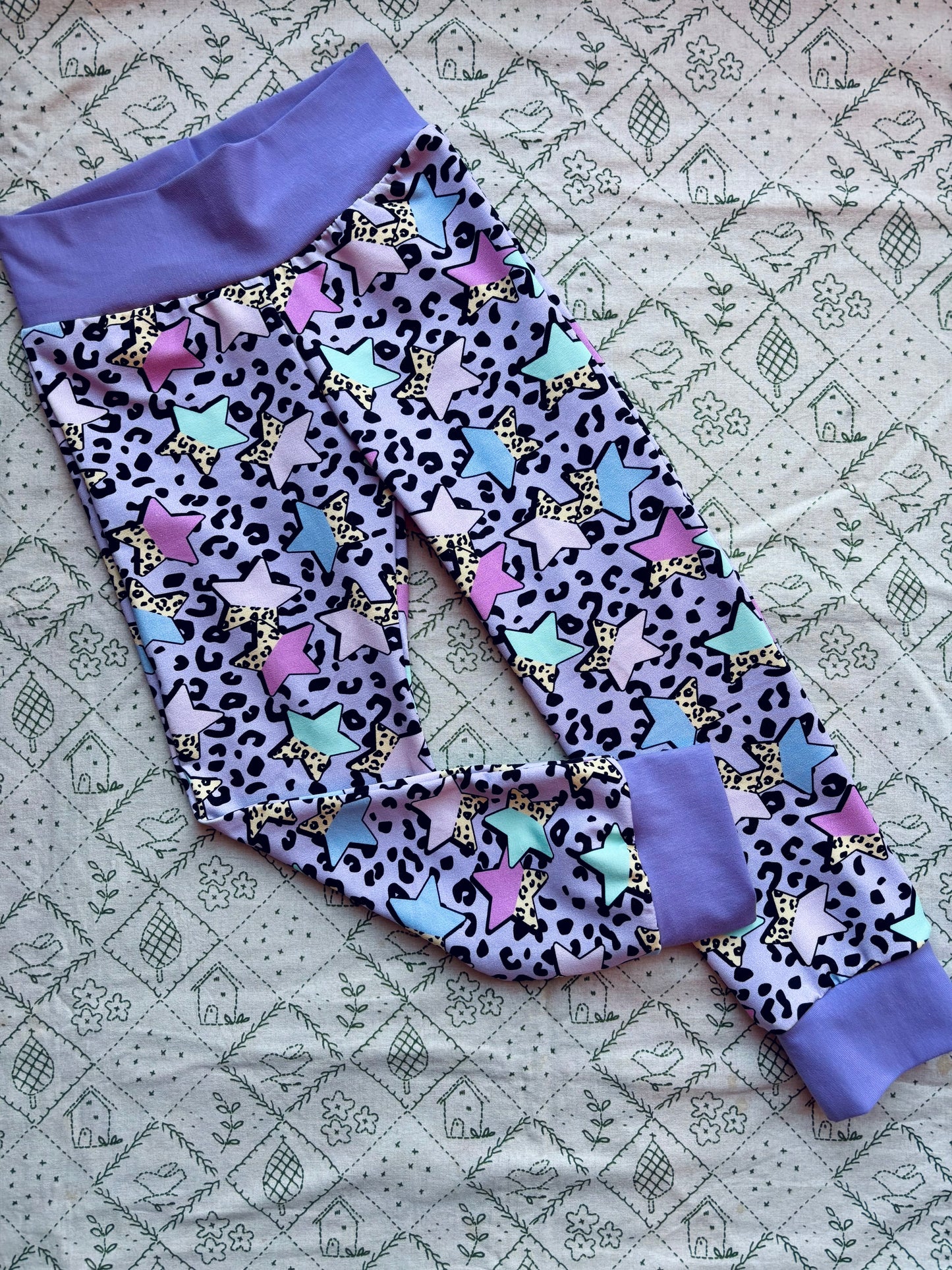 Leggings: Lilac leopard stars: Age 4