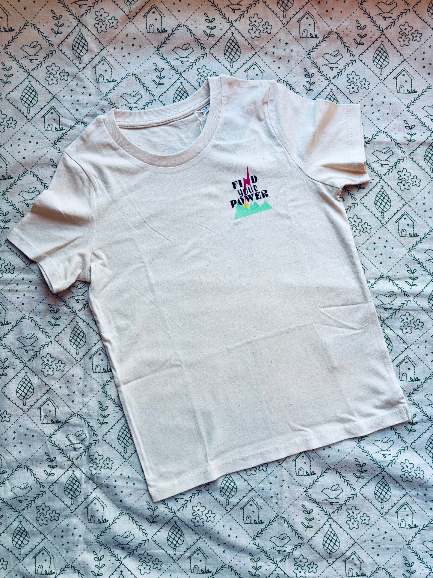 T-shirt: Find Your Power: Age 6-8