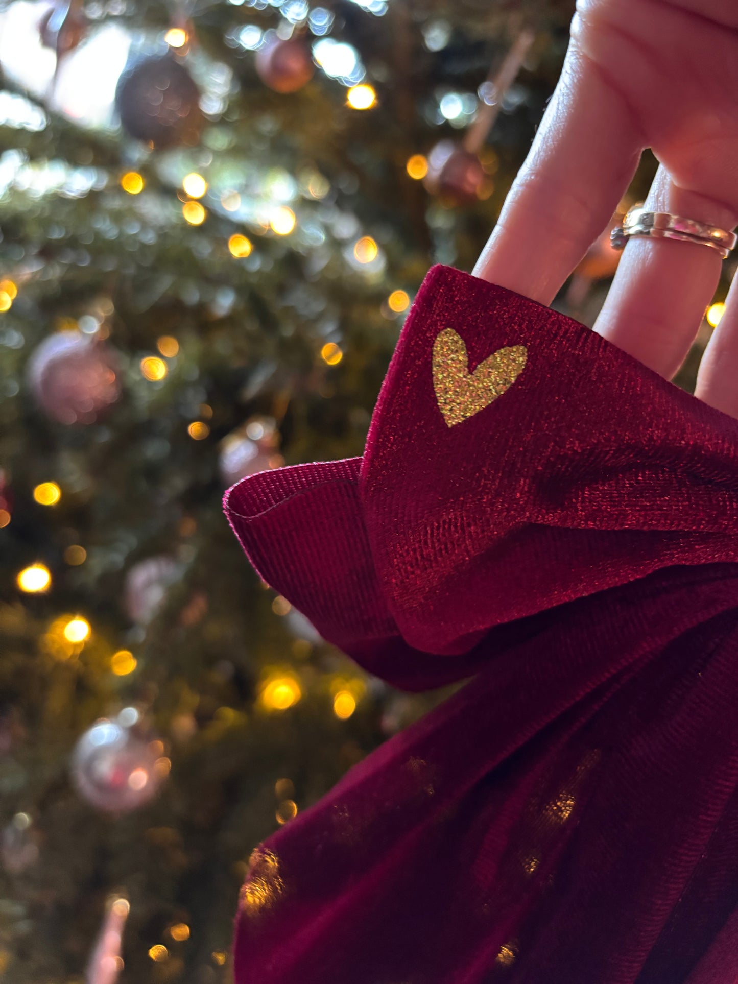 10” velvet hair bow