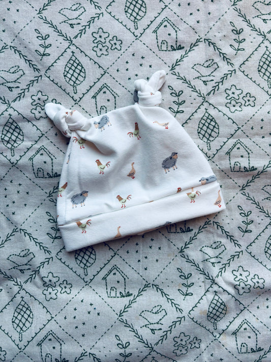Hat: Farmyard animals: 0-3 months