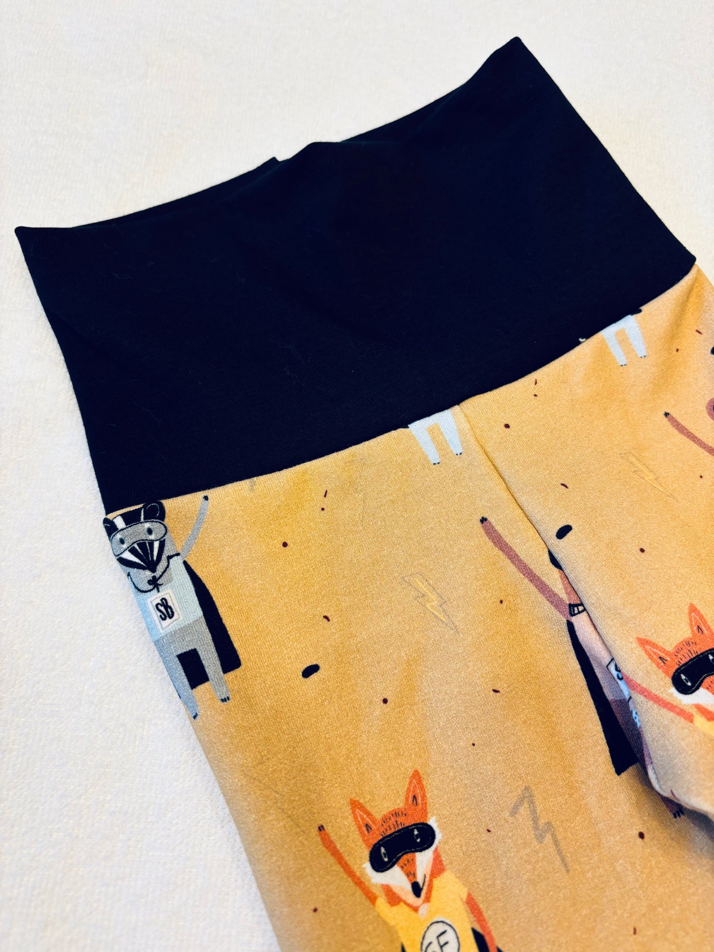 Grow with me Leggings: 6-12 months: Super Animals